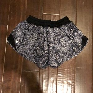 Lululemon Hotty Hot Shorts!